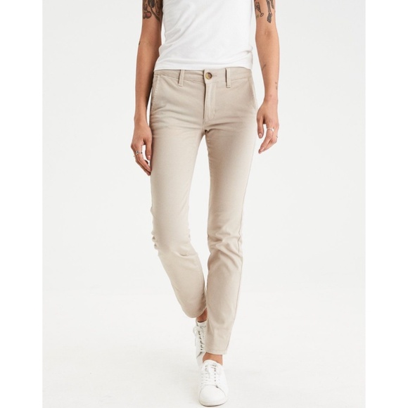 American Eagle Super Stretch Skinny Pants in Khaki - Picture 11 of 13